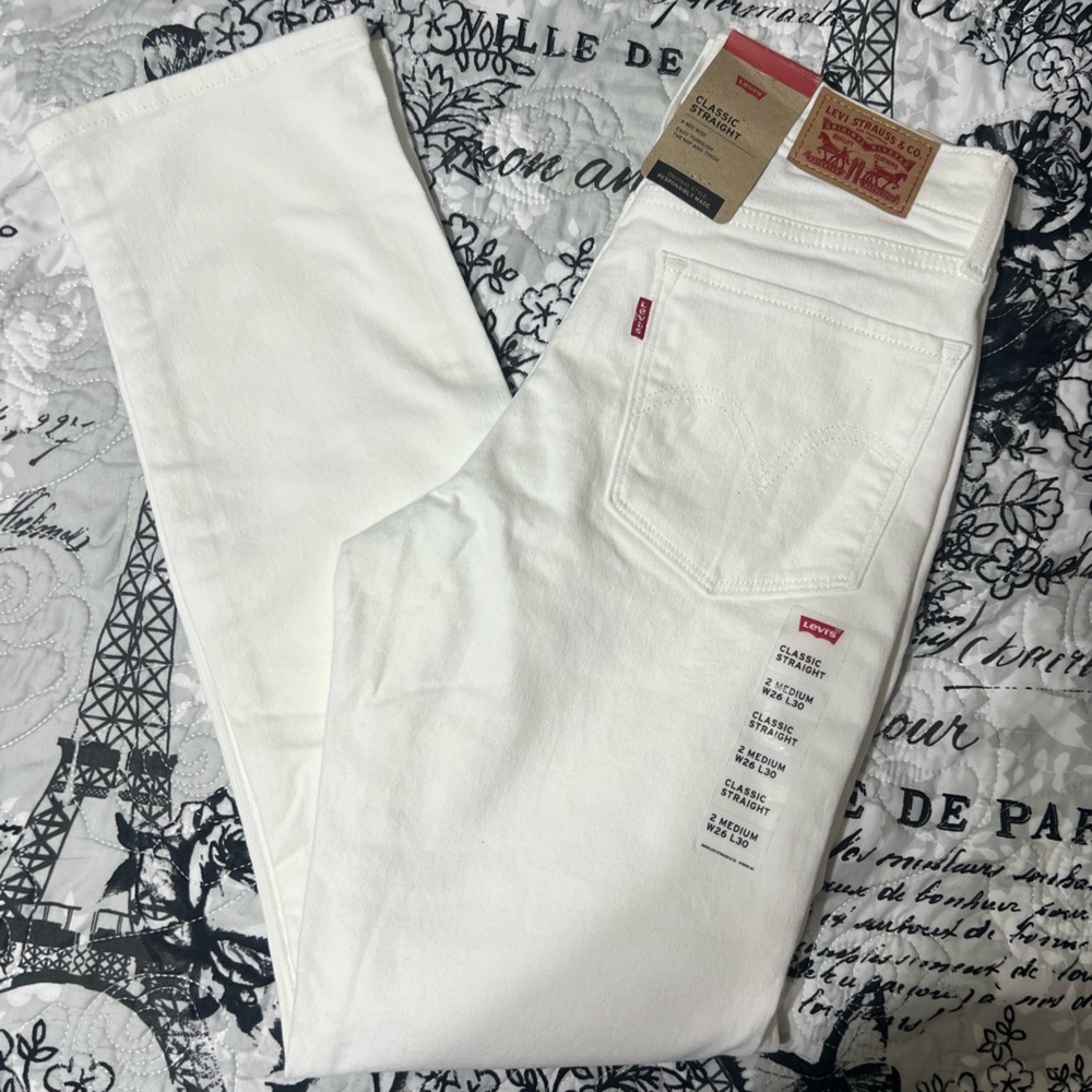 NWT LEVI Jeans